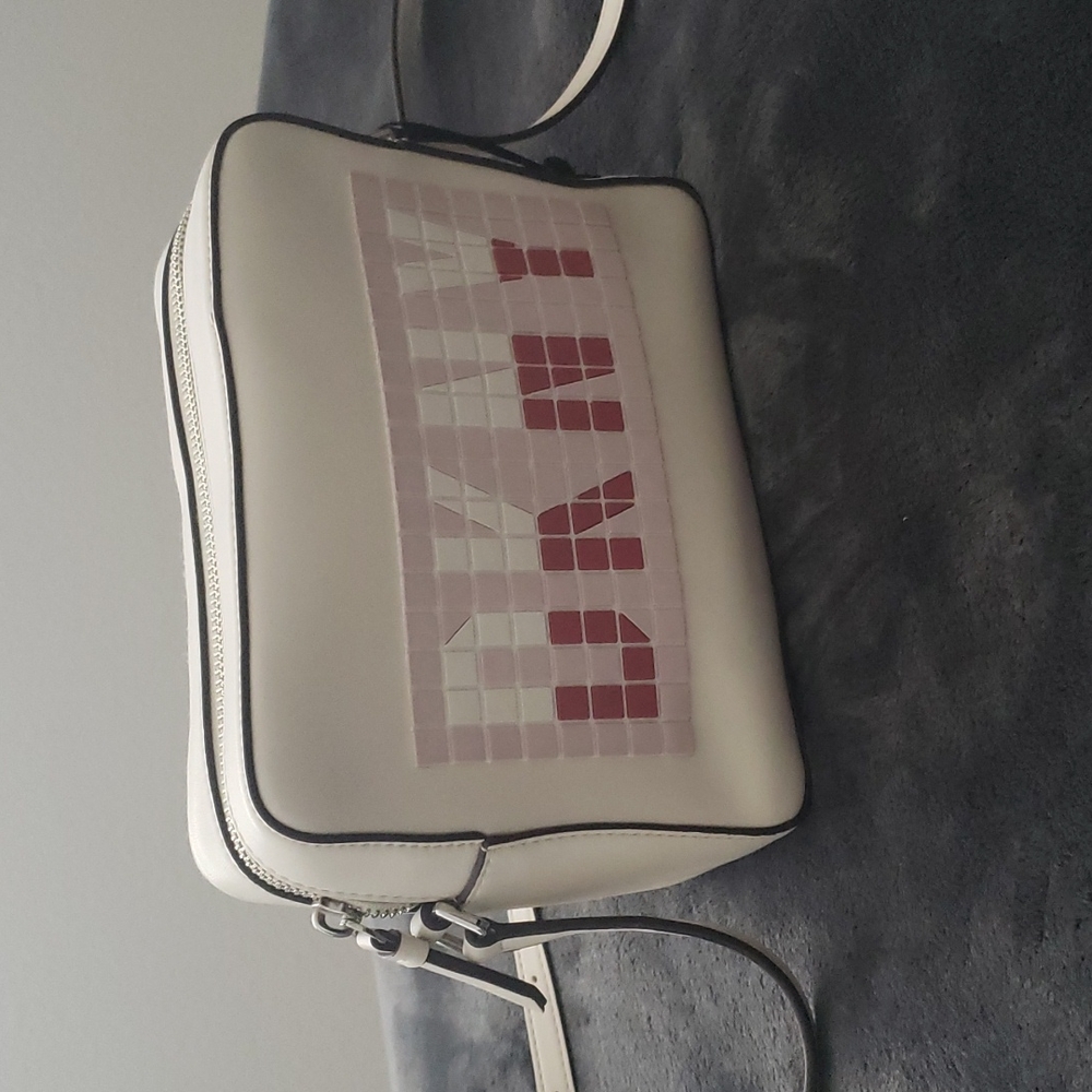 Dkny crossbody bag